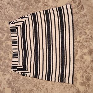 Banana Republic Skirt with Pockets Size 0 Petite